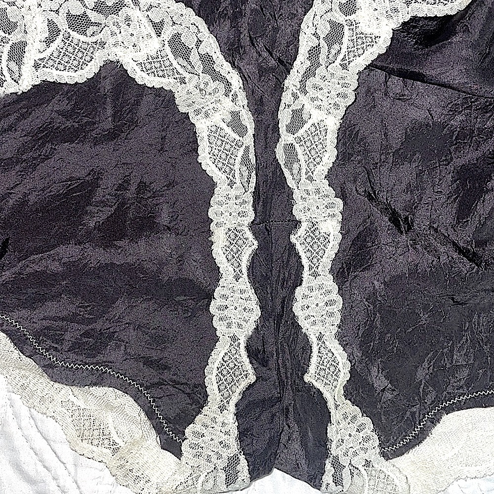 Victoria’s Secret silk and lace teddy size M - Picture 7 of 13